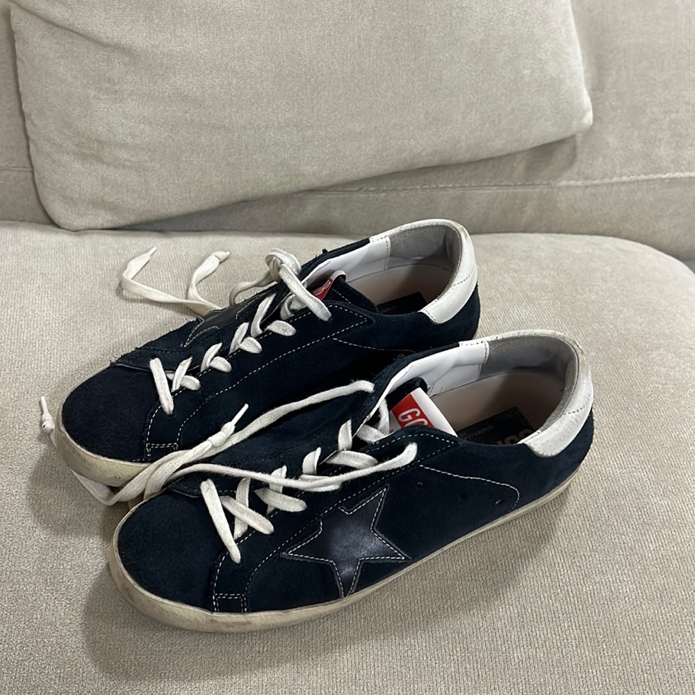 Golden Goose Low Top - great condition